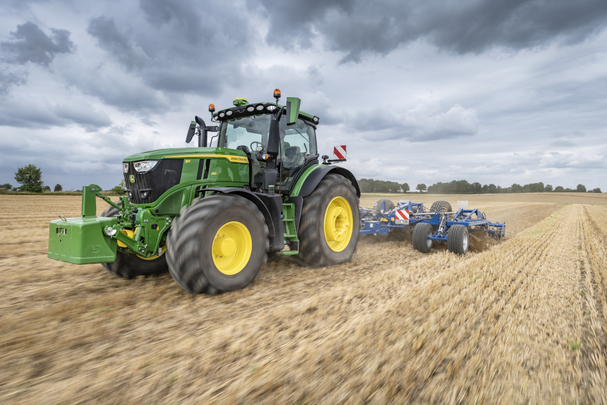 John Deere wypuścił 2-milionowy ciągnik w Mannheim