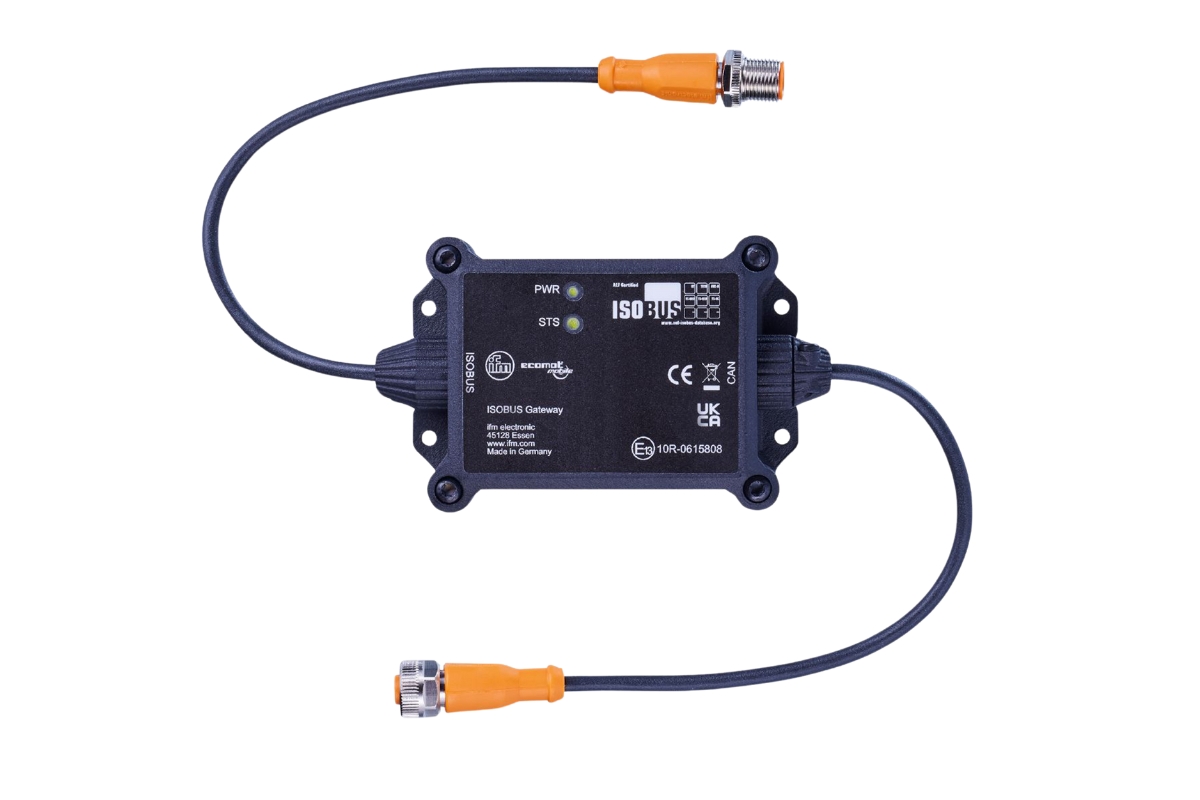 Przełom w komunikacji maszyn rolniczych: bramka ISOBUS CR3122 od ifm electronic