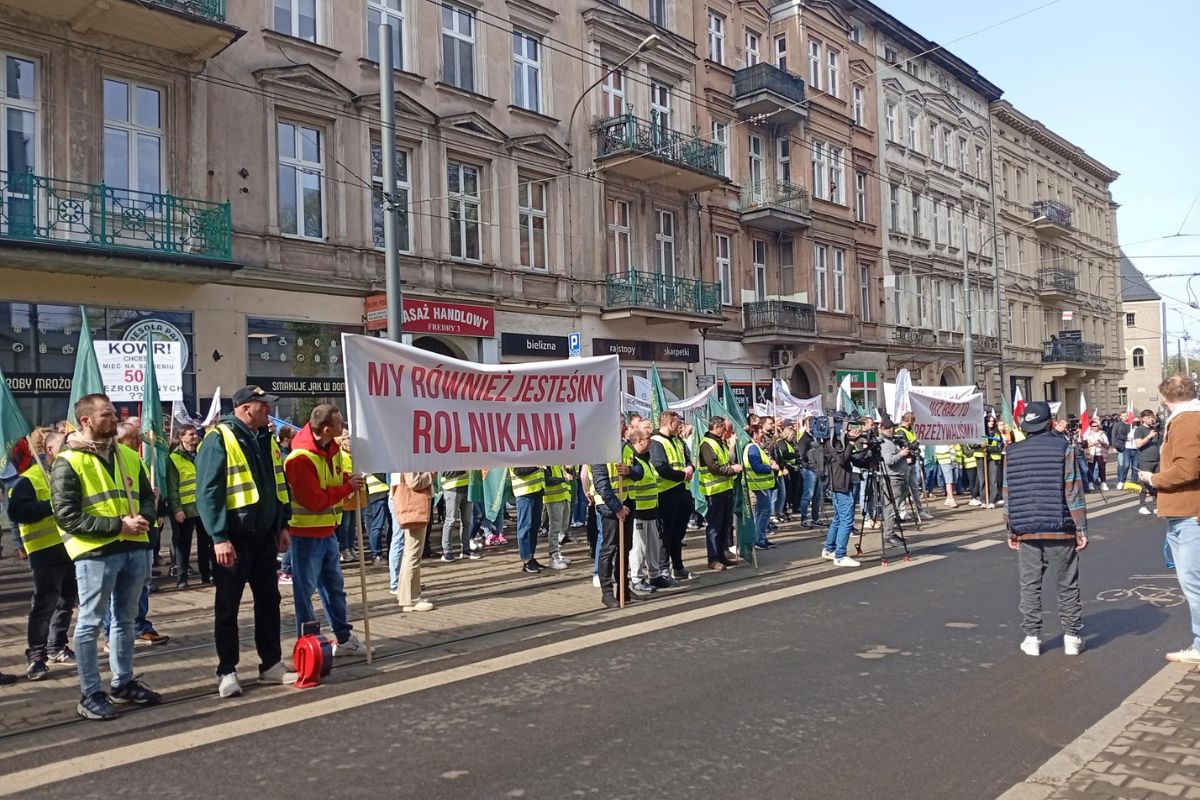 Rolnicy protestują i apelują o podjęcie natychmiastowych działań ze strony KOWR