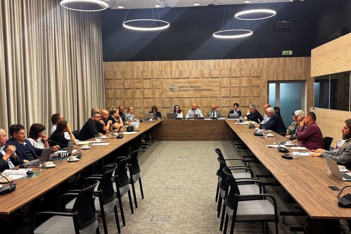 Pszczelarze i administracja publiczna rozpoczęli dialog nad zapisami KPOZP