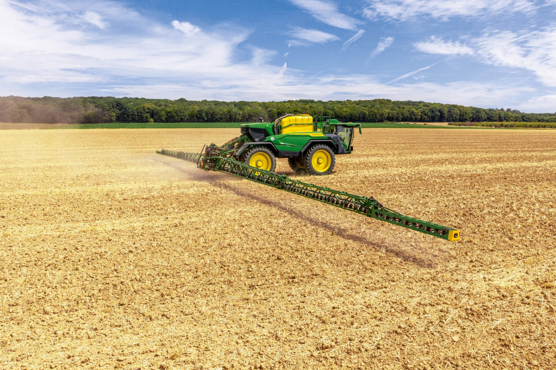 John Deere rozszerza gamę opryskiwaczy 500R