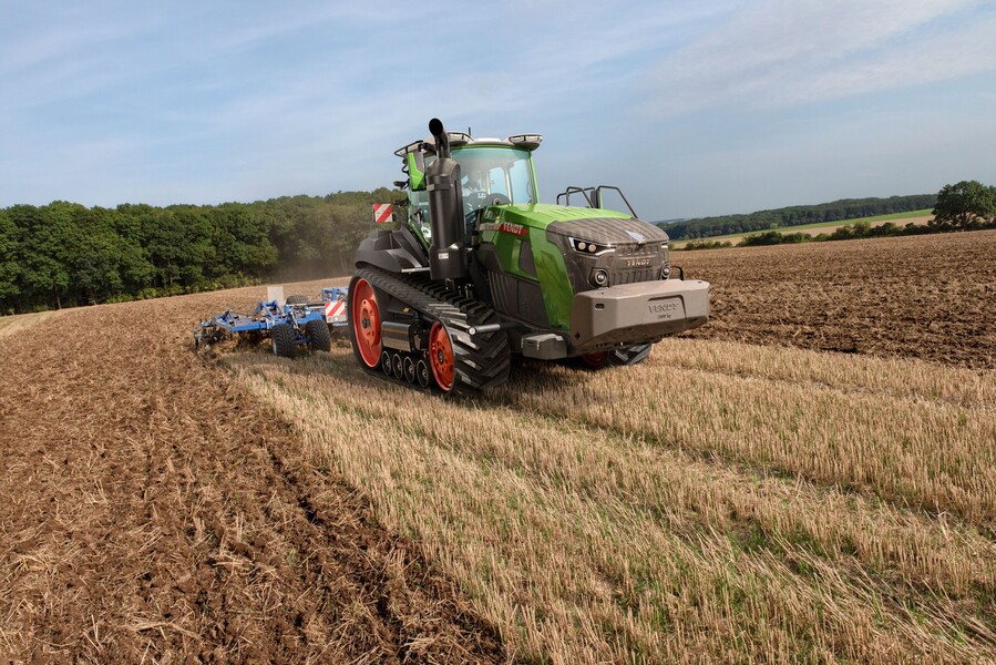 Nowa generacja ciągnika gąsienicowego Fendt 1100 Vario MT